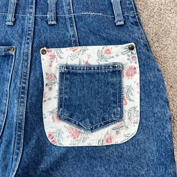 Vintage Best American Clothing Co. Denim Floral Pocket High Waisted Jeans (2) - Picture 8 of 14